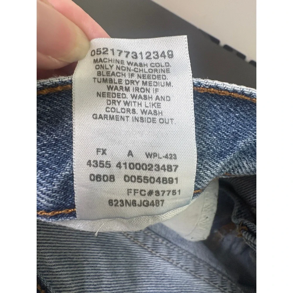 Levis levi 550